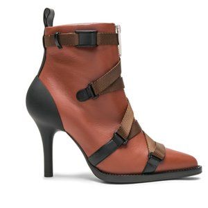 CHLOE Authentic TRACY Leather Cross Strap Heel Ankle Boots Sepia Brown